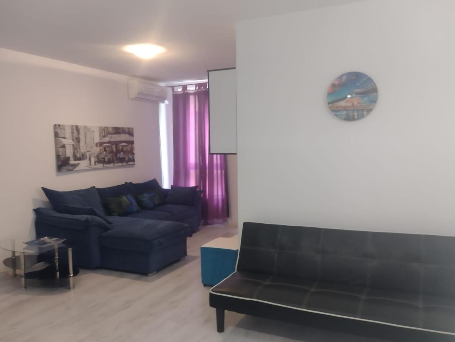 Private Apartment With Parking And Pool Balchik Eksteriør billede