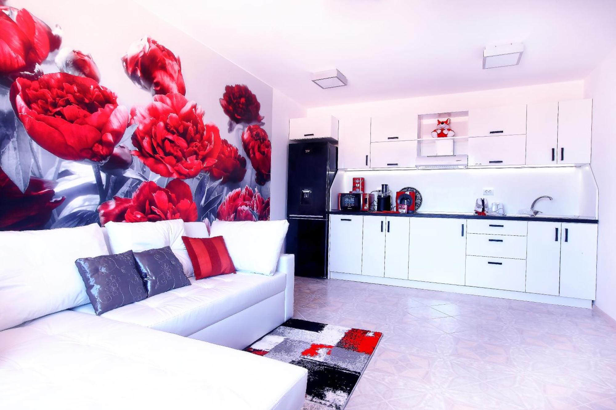 Private Apartment With Parking And Pool Balchik Eksteriør billede