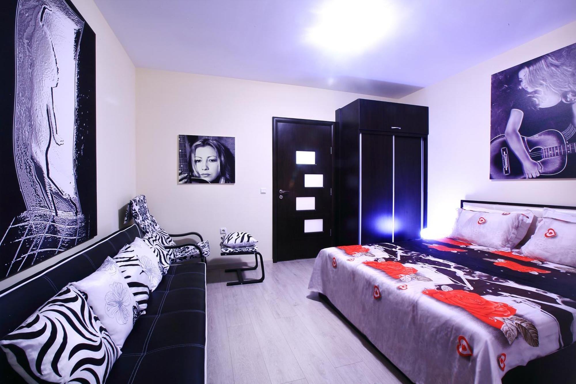 Private Apartment With Parking And Pool Balchik Eksteriør billede